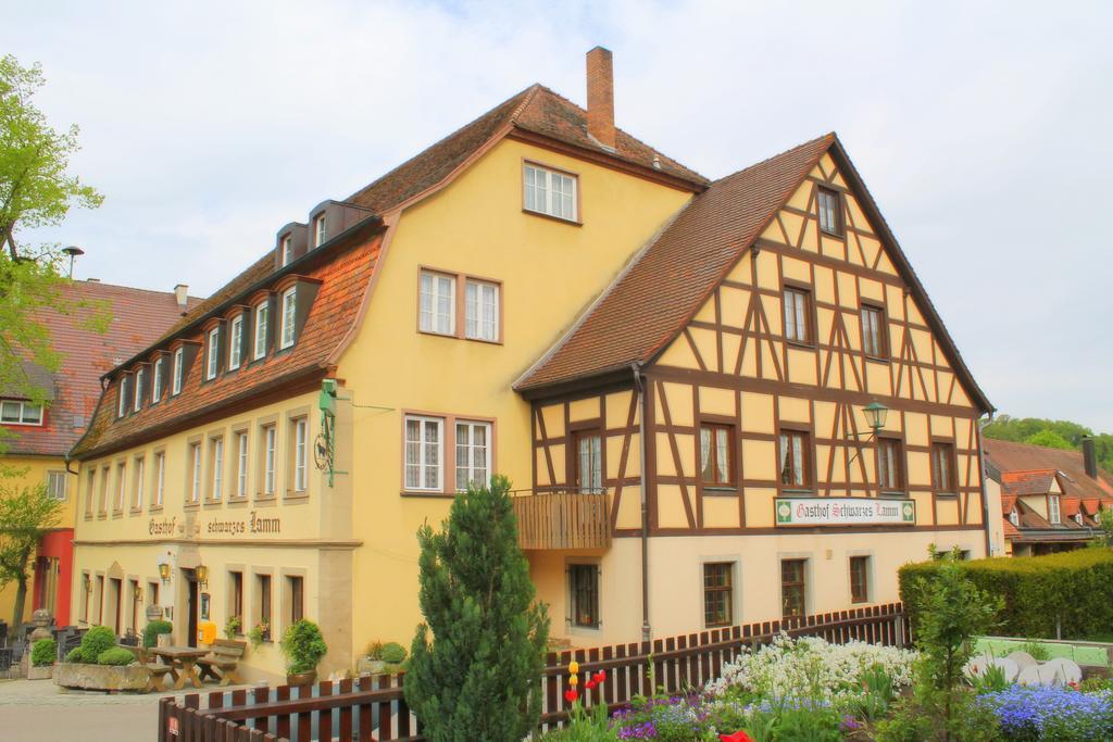 Schwarzes Lamm Hotel Ротенбург об дер Таубер Екстериор снимка