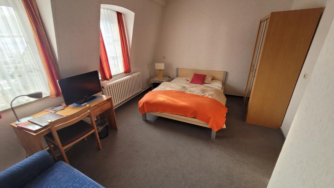 Schwarzes Lamm Hotel Ротенбург об дер Таубер Екстериор снимка