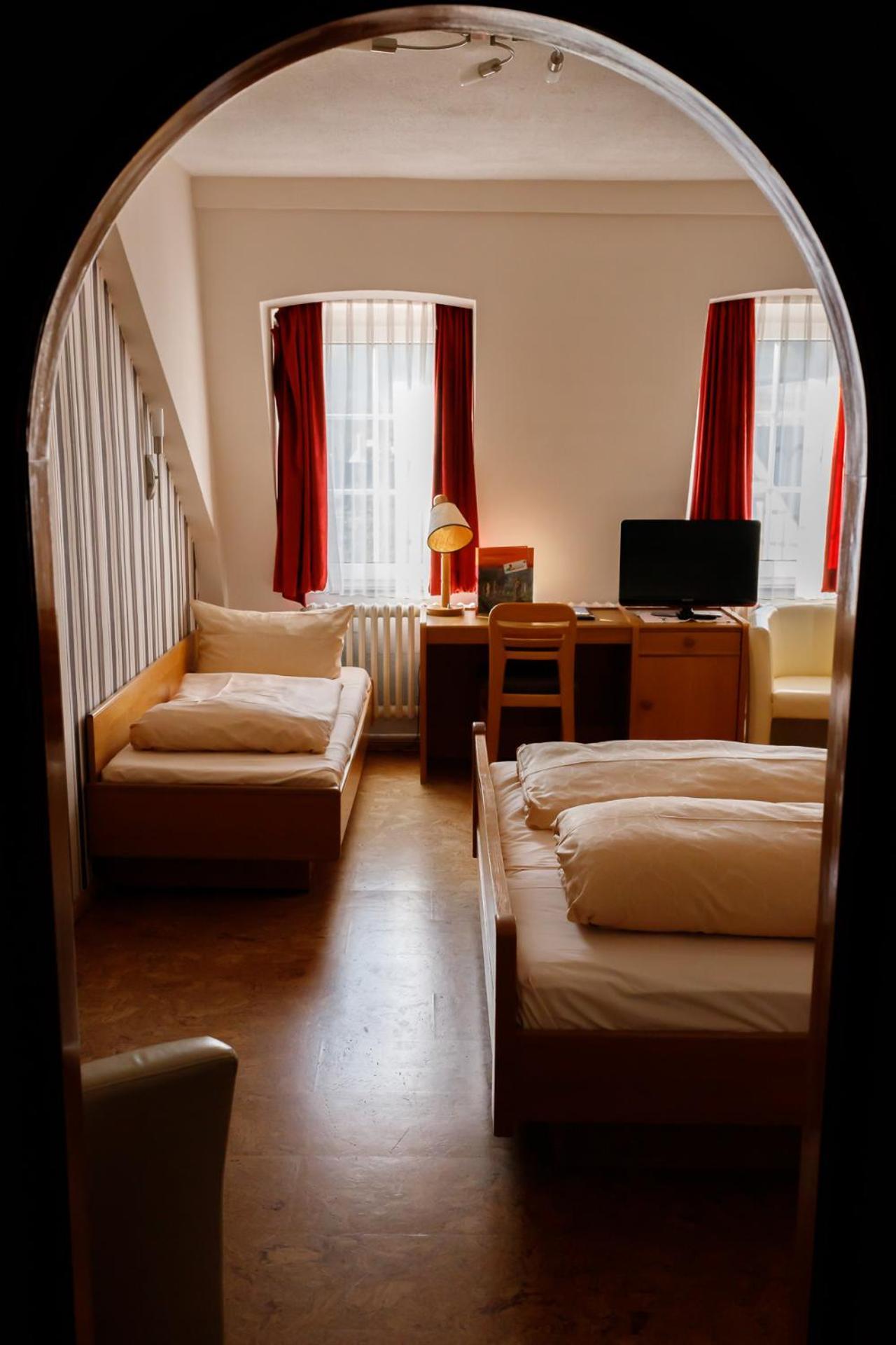 Schwarzes Lamm Hotel Ротенбург об дер Таубер Екстериор снимка